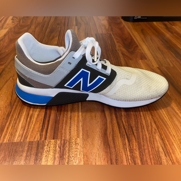 New Balance 247 Cream/Blue/Brown. Size 9.5. Lightly Worn - Picture 3 of 6